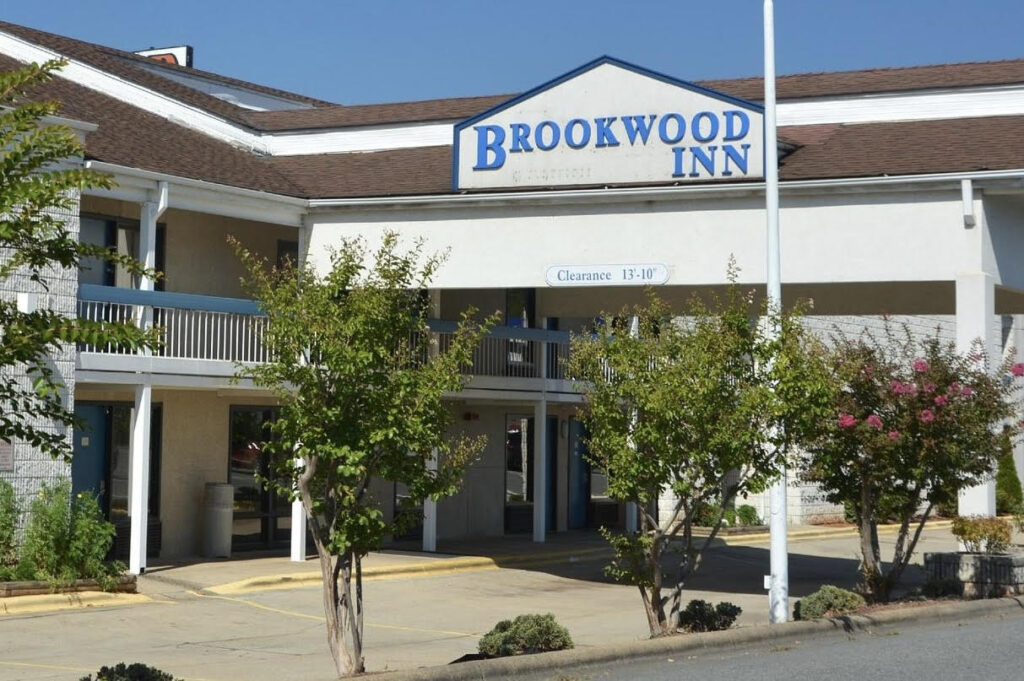 Brookwood Inn